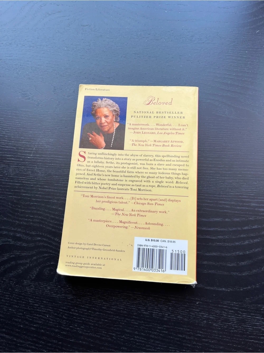 Vintage International Beloved Toni Morrison Paperback Red Book Approx 8 Inch